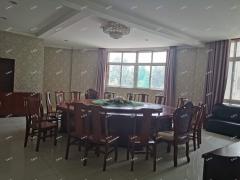 宝沣路大型餐饮店带设备整体出租