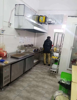 (转让) 营业中快餐店，配套齐全，接手可营业两万多自己当老板