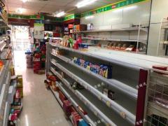 莲安北路澄湖嘉苑小区门口第一家便利店转让，可空转
