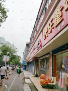 梦时代广场旁11年老店转让，门头宽敞，空转