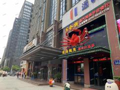 红谷滩中心地段远帆大厦餐饮店转让，免租期10天