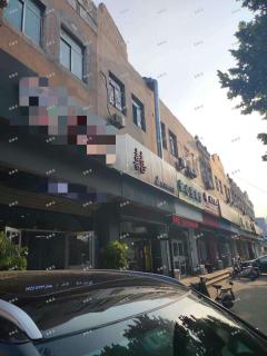 淄博市体育中学对面全新餐饮店整体转让