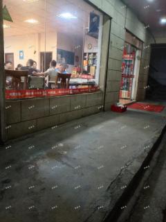 广州路三店南苑工业园餐饮店急转，房租便宜