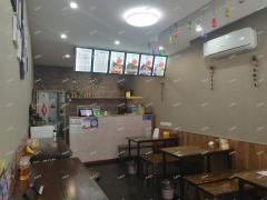 淄川第四中学旁一楼新装修餐饮店空转，多行业可做
