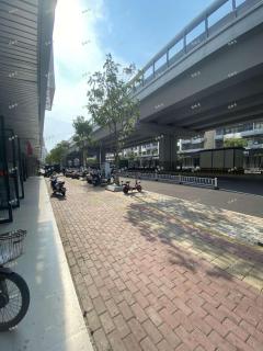 迎宾高大桥临街旺铺招租  对面邮政银行 适合各行各业
