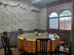 临淄闫家别墅区餐饮店整体转让，装修到位,环境优美