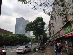 上海路恒茂梦时代广场旁美发店空转，有3万多卡金会员