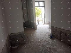 九龙湖绿地国际博览城二期旺铺招租，小区门口第一家