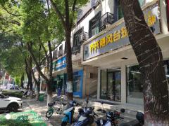 莲西路阳光丽景小区门口空店转让，无行业限制