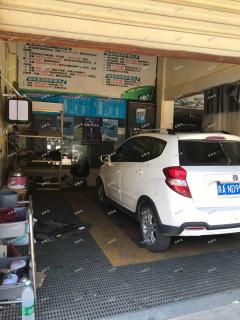 黄家湖东路汽修店转让，带400多会员，有阁楼可做宿舍