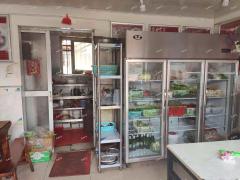 江西外语外贸职业学院后街餐饮店转让，周边多所学校