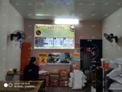 凤凰中大道沁园路餐饮店转让，每个月利润3万多