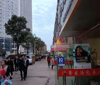 (转让) 旺铺转让，转让费内含设备，桌椅等。含一年房租加押金