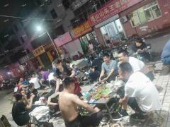 张店中心路东一街经营5年餐饮老店整转，可空转！