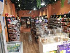 象湖力高国际城成熟小区底商零食店转让，可空转