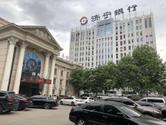 张店区新村西路铂金大厦商务办公楼房东直租