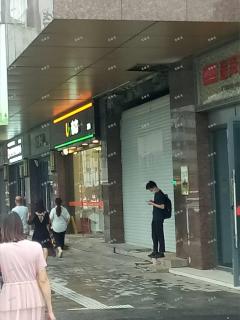 物资大楼店面招租