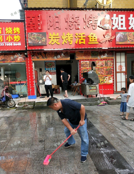(转让) 西湖区重点打造的夜市一条街，人流量大！