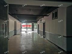 淄川鸿泰大厦沿街商铺，房东直租，带独立楼梯，可做培训机构
