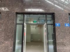 银澎国际1至2层商铺，房东首次出租，可做多行业