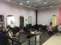 太子殿地铁口长胜大市场理发店转让，不要转让费，会员稳定
