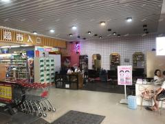 太子殿地铁口长胜大市场理发店转让，不要转让费，会员稳定