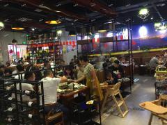 象湖沃尔玛四楼餐饮店低价转让 价格好商量