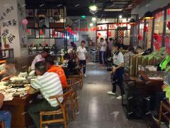 象湖沃尔玛四楼餐饮店低价转让 价格好商量
