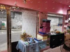 师大南路金芯社区3个地铁站的中间美容店转让，可空转