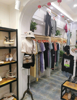(转让) 盈利中女装店，因为孩子上学没人接送，所以忍疼割爱。