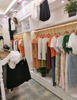 (转让) 盈利中女装店，因为孩子上学没人接送，所以忍疼割爱。