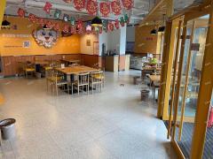 张店马尚沿街精装修餐饮店铺整体带租转让，客源稳定