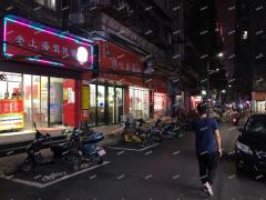 东湖区临近胜利路步行街餐饮店转让，目前做三餐