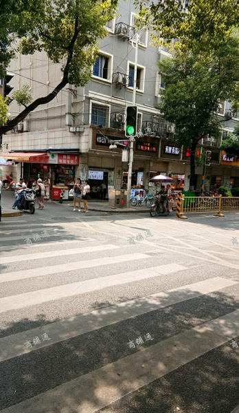 (转让) 中山路八一广场地铁5号出口