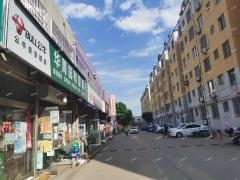 张店华菁园小区门口经营四年超市带租转让，客源稳定