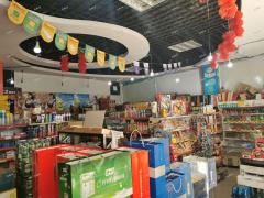 张店华菁园小区门口经营四年超市带租转让，客源稳定