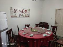 江西科技师范大学内餐饮店转让，生意稳定