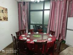 江西科技师范大学内餐饮店转让，生意稳定