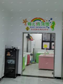 象湖新城，东岳大道新一附院最近的一条商铺街