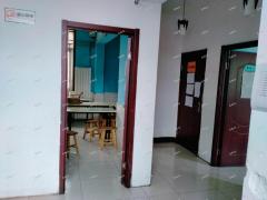 张店南定花园路附近沿街两层培训机构，带师资整转，口碑好生源稳定