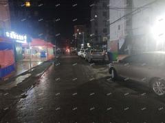 长胜大市场烧烤店转让，夜宵街里面，大学城地铁口旁