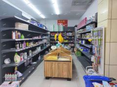 张店中润华侨城佰乐堡旁个人一手大型商铺对外出租