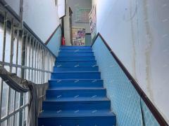 张店金石丽城旁二楼商铺出租，适合培训机构等行业