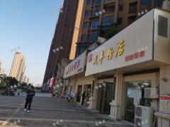 南昌市第三人民医院对面早餐店转让，沿街路口，人流大