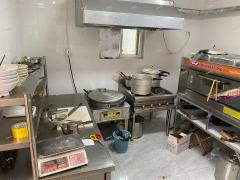 张店南营东三巷沿街新装修餐饮店对外转让，无行业限制