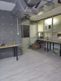 五里桥负一餐饮店转让，带有排烟系统，租金超低