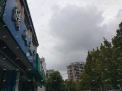 张店大学生创业园南沿街商铺对外出租，适合多种行业