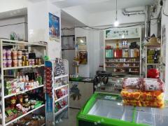张店裕民路经营7年便利店转让，周边人流量集中，可空转