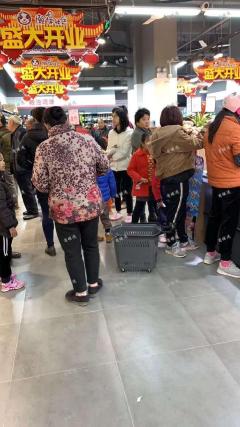 323国道与和谐大道阳光和谐小区中心临街超市转让 日营业6千到7千