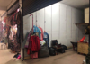 (出租) 店面在北郊集贸市场里面，周边的店铺经营服装鞋包类。